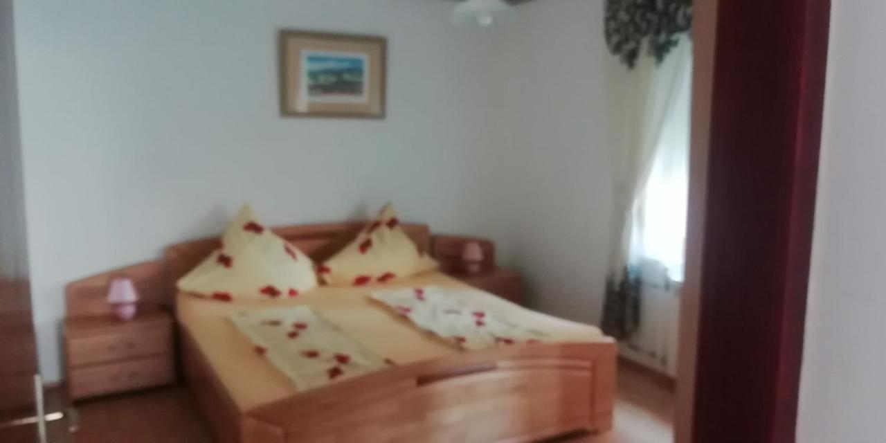 Apartmani Kod Rade Pakoštane Exteriér fotografie